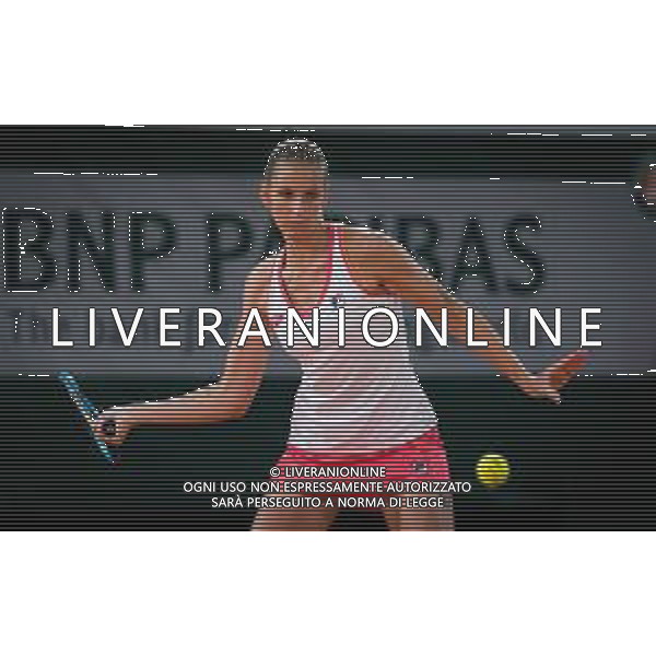 Roland Garros 2020, Grand Slam tournament - Tennis Internationals, 01 October 2020 Roland Garros stadium, paris, france, Italy Photo showing: Karolina Pliskova of the Czech Republic in action against Jelena Ostapenko of Latvia @LM/DPPI/DPPI/Rob Prange AG ALDO LIVERANI SAS