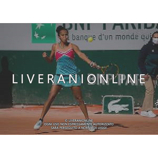Roland Garros 2020, Grand Slam tournament - Tennis Internationals, 01 October 2020 Roland Garros stadium, paris, france, Italy Photo showing: Leylah Fernandez of Canada in action against Polona Hercog of Slovenia @LM/DPPI/DPPI/Rob Prange AG ALDO LIVERANI SAS