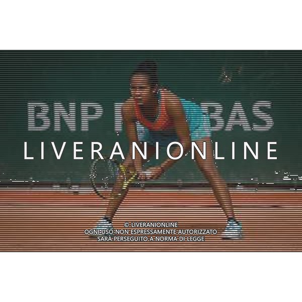 Roland Garros 2020, Grand Slam tournament - Tennis Internationals, 01 October 2020 Roland Garros stadium, paris, france, Italy Photo showing: Leylah Fernandez of Canada in action against Polona Hercog of Slovenia @LM/DPPI/DPPI/Rob Prange AG ALDO LIVERANI SAS