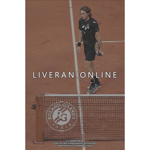 Roland Garros 2020, Grand Slam tournament - Tennis Internationals, 01 October 2020 Roland Garros stadium, paris, france, Italy Photo showing: Stefano\'s TSITSIPAS (GRE) celebrated his victory @LM/DPPI/DPPI/Stephane Allaman AG ALDO LIVERANI SAS