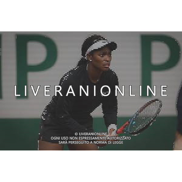 Roland Garros 2020, Grand Slam tournament - Tennis Internationals, 01 October 2020 Roland Garros stadium, paris, france, Italy Photo showing: Sloane Stephens of the United States in action against Paula Badosa of Spain @LM/DPPI/DPPI/Rob Prange AG ALDO LIVERANI SAS