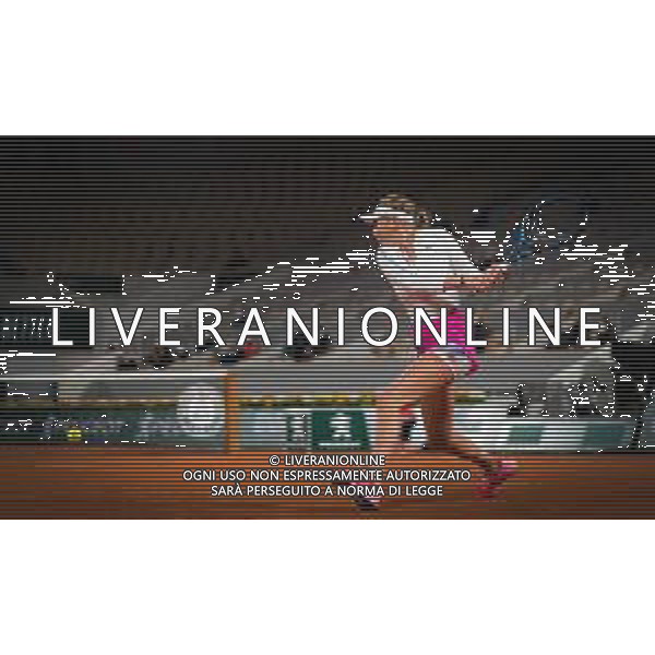 Roland Garros 2020, Grand Slam tournament - Tennis Internationals, 02 October 2020 Roland Garros stadium, paris, france, Italy Photo showing: Amanda Anisimova of the United States in action against Simona Halep of Romania @LM/DPPI/DPPI/Rob Prange AG ALDO LIVERANI SAS