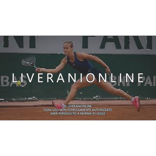 Roland Garros 2020, Grand Slam tournament - Tennis Internationals, 02 October 2020 Roland Garros stadium, paris, france, Italy Photo showing: Anna-Karolina Schmiedlova of Slovakia in action against Nadia Podoroska of Argentina @LM/DPPI/DPPI/Rob Prange AG ALDO LIVERANI SAS
