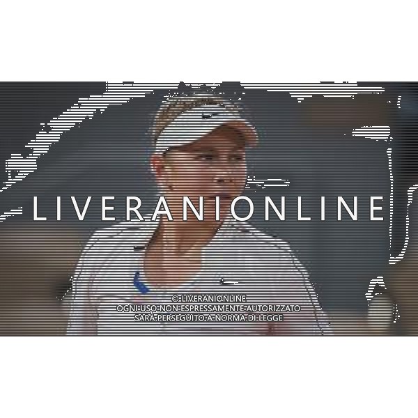 Roland Garros 2020, Grand Slam tournament - Tennis Internationals, 02 October 2020 Roland Garros stadium, paris, france, Italy Photo showing: Amanda Anisimova of the United States in action against Simona Halep of Romania @LM/DPPI/DPPI/Rob Prange AG ALDO LIVERANI SAS