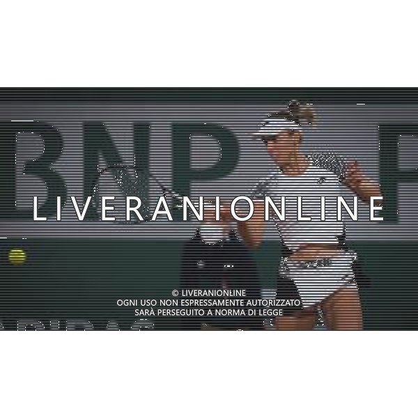 Roland Garros 2020, Grand Slam tournament - Tennis Internationals, 02 October 2020 Roland Garros stadium, paris, france, Italy Photo showing: Elise Mertens of Belgium in action against Caroline Garcia of France @LM/DPPI/DPPI/Rob Prange AG ALDO LIVERANI SAS