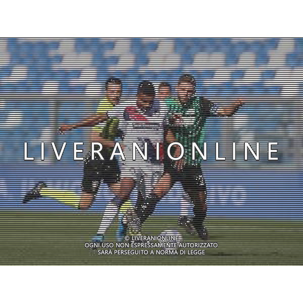 SASSUOLO - CROTONE CAMPIONATO CALCIO SERIE A TIM 03.10.2020 NELLA FOTO JUNIOR MESSIAS E DOMENICO BERARDI ©SANTANDREA / AGENZIA ALDO LIVERANI SAS