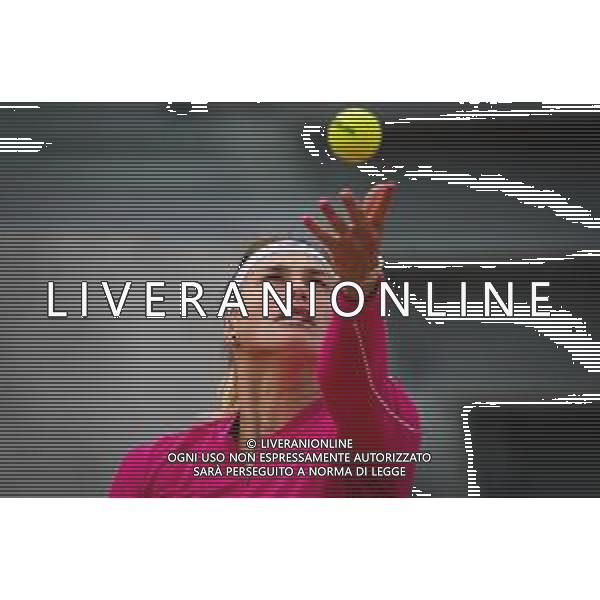 Roland Garros 2020, Grand Slam tournament - Tennis Internationals, 03 October 2020 Roland Garros stadium, paris, france, Italy Photo showing: Aryna Sabalenka of Belarus in action against Ons Jabeur of Tunisia @LM/DPPI/DPPI/Rob Prange AG ALDO LIVERANI SAS