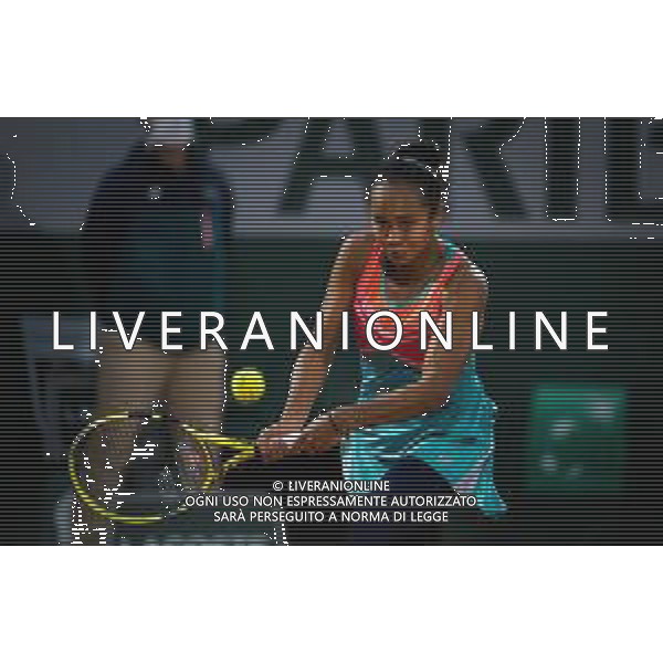 Roland Garros 2020, Grand Slam tournament - Tennis Internationals, 03 October 2020 Roland Garros stadium, paris, france, Italy Photo showing: Leylah Fernandez of Canada in action against Petra Kvitova of the Czech Republic @LM/DPPI/DPPI/Rob Prange AG ALDO LIVERANI SAS