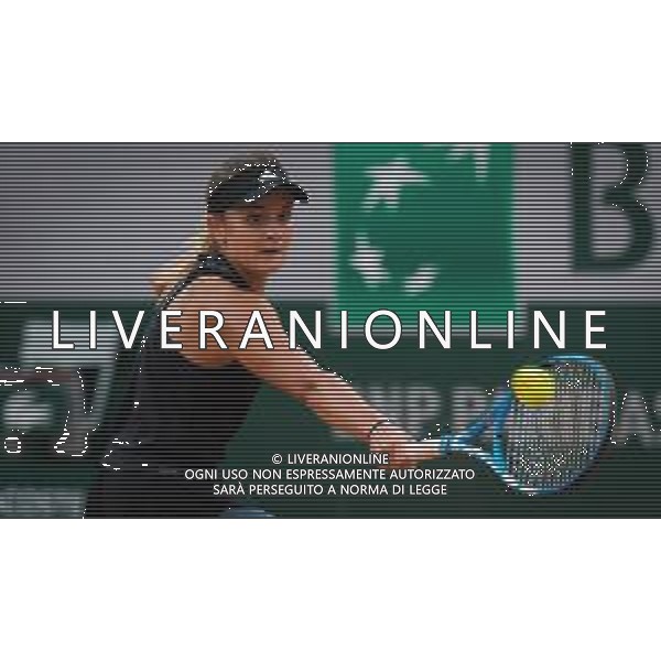 Roland Garros 2020, Grand Slam tournament - Tennis Internationals, 03 October 2020 Roland Garros stadium, paris, france, Italy Photo showing: Clara Burel of France in action @LM/DPPI/DPPI/Rob Prange AG ALDO LIVERANI SAS
