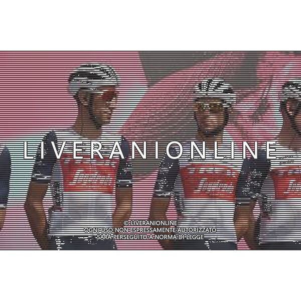 04-10-2020 Giro D\'italia; Tappa 02 Alcamo - Agrigento; 2020, Trek - Segafredo; Nibali, Antonio; Nibali, Vincenzo; Alcamo; ©SIROTTI / AGENZIA ALDO LIVERANI SAS