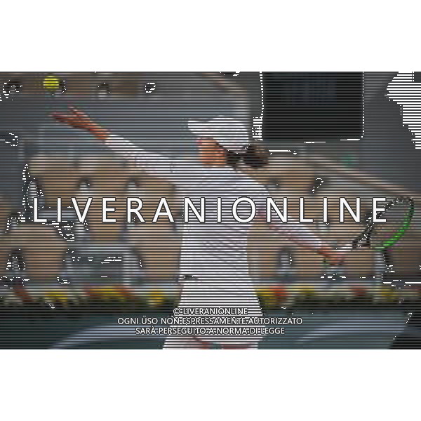 Roland Garros 2020, Grand Slam tournament - Tennis Internationals, 04 October 2020 Roland Garros stadium, paris, france, Italy Photo showing: Iga Swiatek of Poland in action against Simona Halep of Romania @LM/DPPI/DPPI/Rob Prange AG ALDO LIVERANI SAS