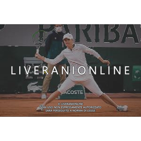 Roland Garros 2020, Grand Slam tournament - Tennis Internationals, 04 October 2020 Roland Garros stadium, paris, france, Italy Photo showing: Iga Swiatek of Poland in action against Simona Halep of Romania @LM/DPPI/DPPI/Rob Prange AG ALDO LIVERANI SAS