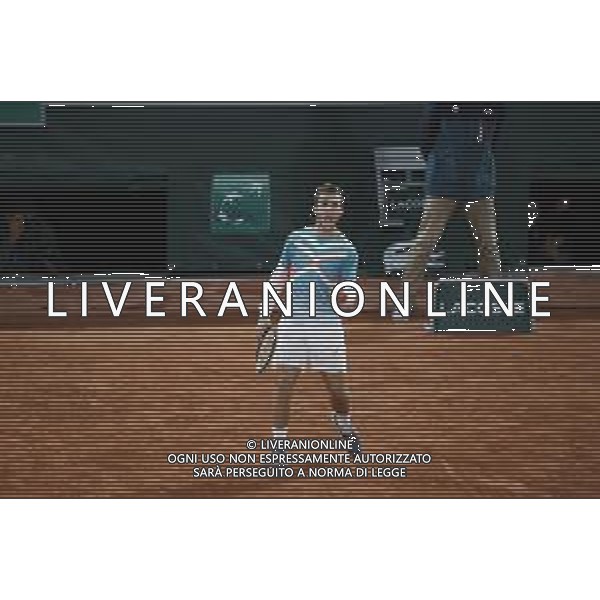 Roland Garros 2020, Grand Slam tournament - Tennis Internationals, 04 October 2020 Roland Garros stadium, paris, france, Italy Photo showing: Hugo GASTON (FRA) celebrated a set winned @LM/DPPI/DPPI/Stephane Allaman AG ALDO LIVERANI SAS