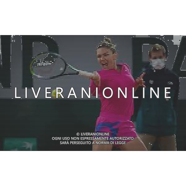 Roland Garros 2020, Grand Slam tournament - Tennis Internationals, 04 October 2020 Roland Garros stadium, paris, france, Italy Photo showing: Simona Halep of Romania in action against Iga Swiatek of Poland @LM/DPPI/DPPI/Rob Prange AG ALDO LIVERANI SAS
