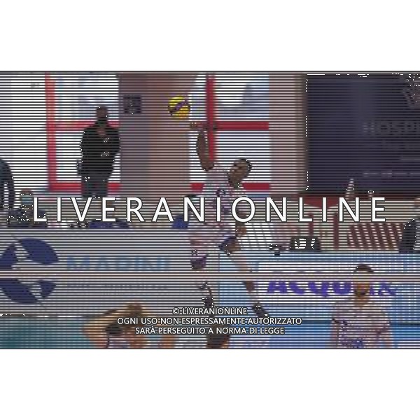 Top Volley Cisterna vs Kioene Padova - Campionato di Volley Superlega Serie A 2020/2021, 04 ottobre 2020 Cisterna di Latina, Italia Nella foto: servizio Samuel Onwuelo @LM/Luigi Mariani AG ALDO LIVERANI SAS