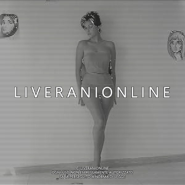RETROSPETTIVA CLAUDIA CARDINALE ATTRICE NELLA FOTO CLAUDIA CARDINALE A ROMA NELL\'ANNO 1960 AG ALDO LIVERANI SAS