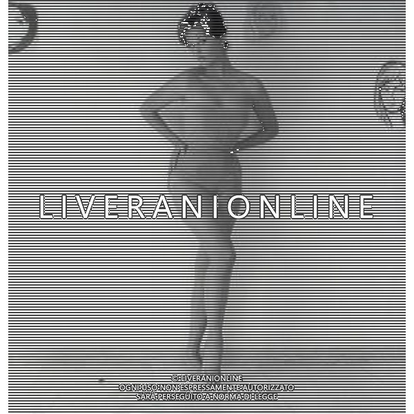 RETROSPETTIVA CLAUDIA CARDINALE ATTRICE NELLA FOTO CLAUDIA CARDINALE A ROMA NELL\'ANNO 1960 AG ALDO LIVERANI SAS