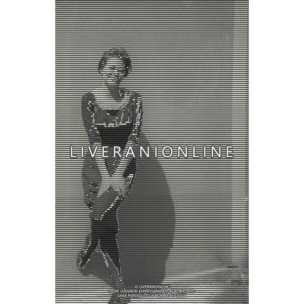 RETROSPETTIVA CLAUDIA CARDINALE ATTRICE NELLA FOTO CLAUDIA CARDINALE SUL SET DI UN FILM"AUDACE COLPO DEI SOLITI IGNOTI NELL\'ANNO 1959 AG ALDO LIVERANI SAS 