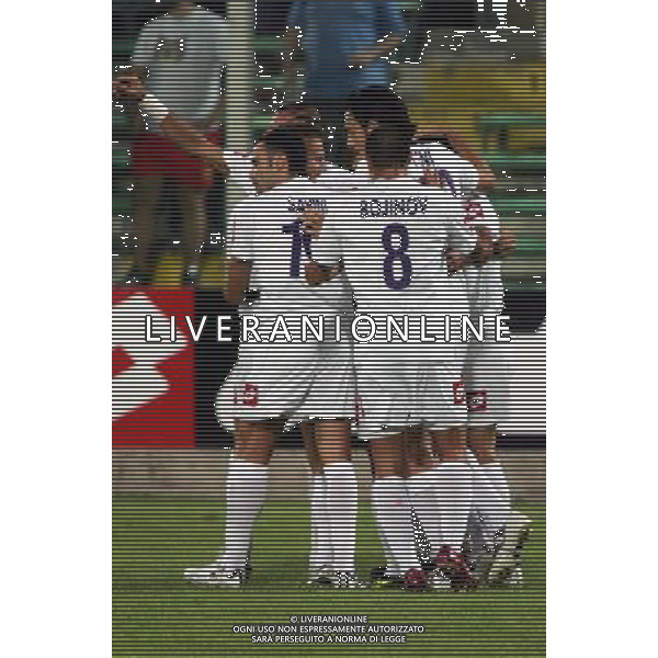Firenze 07/08/2005 Fiorentina-Lodigiani Tim Cup 2005/2006 Nella foto: La gioia dei giocatori della Fiorentina.* Ph Gianni Nucci/Agenzia Aldo Liverani