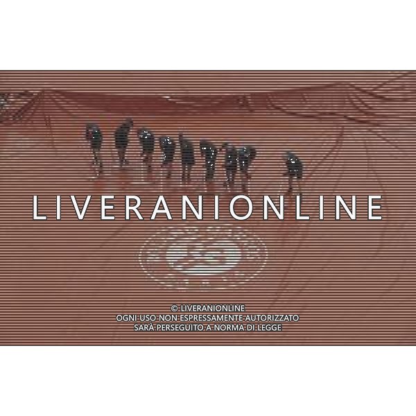 Roland Garros 2020, Grand Slam tournament - Tennis Internationals, 05 October 2020 Roland Garros stadium, paris, france, Italy Photo showing: Clay gardeners of Suzanne Lenglen stadium are removed the water of the tarpaulin @LM/DPPI/DPPI/Stephane Allaman