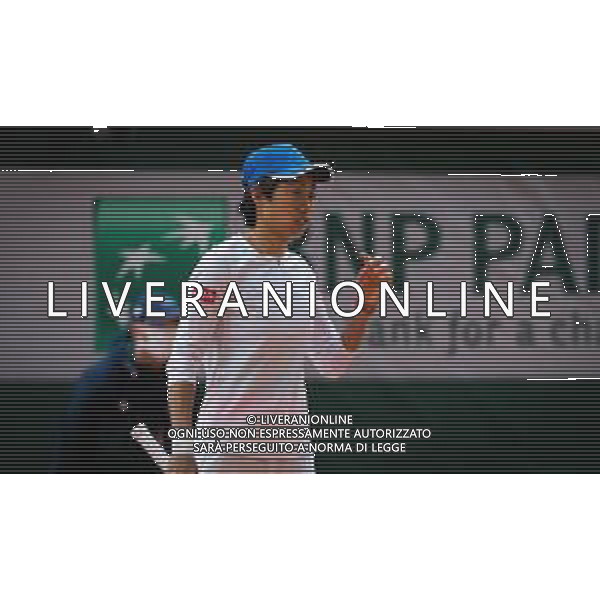 Roland Garros 2020, Grand Slam tournament - Tennis Internationals, 05 October 2020 Roland Garros stadium, paris, france, Italy Photo showing: Shuai Zhang of China in action against Petra Kvitova of the Czech Republic @LM/DPPI/DPPI/Rob Prange