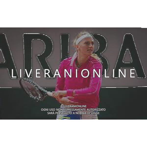 Roland Garros 2020, Grand Slam tournament - Tennis Internationals, 05 October 2020 Roland Garros stadium, paris, france, Italy Photo showing: Petra Kvitova of the Czech Republic in action against Shuai Zhang of China @LM/DPPI/DPPI/Rob Prange