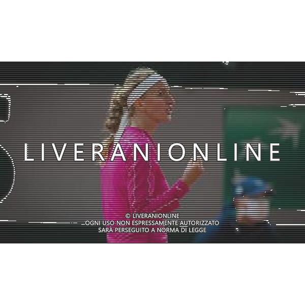 Roland Garros 2020, Grand Slam tournament - Tennis Internationals, 05 October 2020 Roland Garros stadium, paris, france, Italy Photo showing: Petra Kvitova of the Czech Republic in action against Shuai Zhang of China @LM/DPPI/DPPI/Rob Prange
