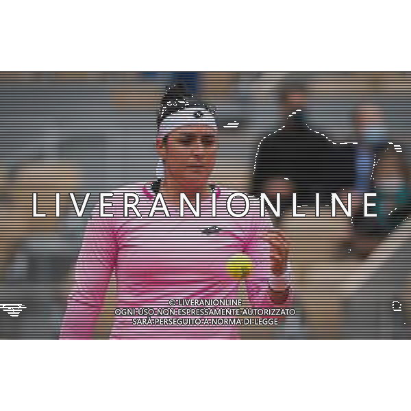 Quarter-finals at the Roland Garros 2020 - Tennis Internationals, 06 October 2020 Roland Garros stadium, paris, france, Italy Photo showing: Ons Jabeur of Tunisia in action against Danielle Collins of the United States @LM/DPPI/DPPI/Rob Prange AG ALDO LIVERANI SAS
