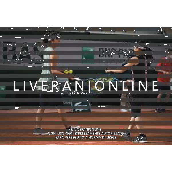 Quarter-final of the Roland Garros 2020, Grand Slam - Tennis Internationals, 07 October 2020 Roland Garros stadium, paris, france, Italy Photo showing: Shuko Aoyama and Ena Shibahara of Japan in action @LM/DPPI/DPPI/Rob Prange AG ALDO LIVERANI SAS