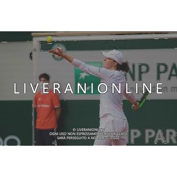 Semi-final of the Roland Garros 2020, Grand Slam tournament - Tennis Internationals, 08 October 2020 Roland Garros stadium, paris, france, Italy Photo showing: Iga Swiatek of Poland in action against Nadia Podoroska of Argentina @LM/DPPI/DPPI/Rob Prange / AGENZIA ALDO LIVERANI SAS