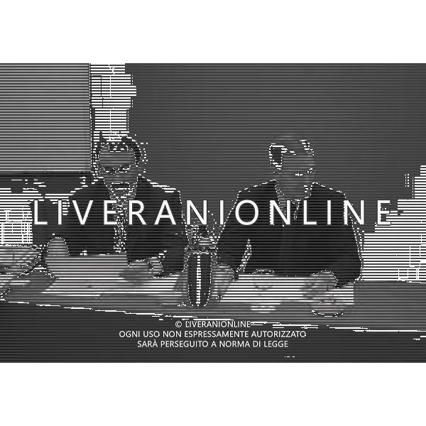 1994 MILANO ASSEMBLEA AIC PER LO SCIOPERO DEI CALCIATORI NELLA FOTO LEONARDO GROSSO E AVVOCATO SERGIO CAMPANA AG ALDO LIVERANI SAS