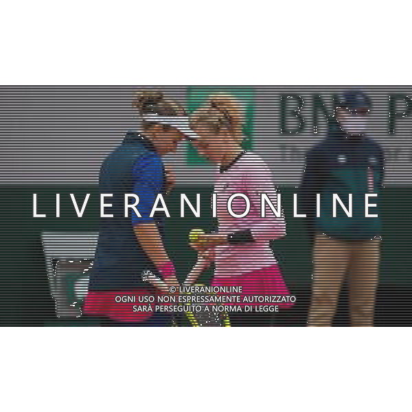 Roland Garros 2020, Grand Slam tournament - Tennis Internationals, 09 October 2020 Roland Garros stadium, paris, france, Italy Photo showing: Katerina Siniakova and Barbora Krejcikova of the Czech Republic in action @LM/DPPI/DPPI/Rob Prange AG ALDO LIVERANI SAS