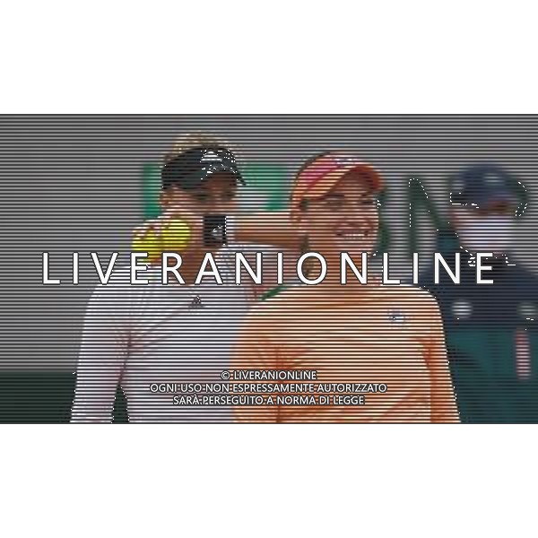 Roland Garros 2020, Grand Slam tournament - Tennis Internationals, 09 October 2020 Roland Garros stadium, paris, france, Italy Photo showing: Kristina Mladenovic of France and Timea Babos of Hungary in action @LM/DPPI/DPPI/Rob Prange AG ALDO LIVERANI SAS