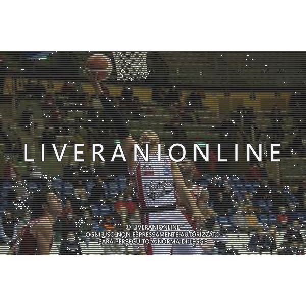 Basket Allianz Pallacanestro Trieste vs A|X Armani Exchange Milano - Campionato di Basket Serie A 2020/2021, 11 ottobre 2020 Trieste, Italia Nella foto: Shavon Shields a canestro per l\'A|X Armani Exchange Milano @LM/Luca Tedeschi AG ALDO LIVERANI SAS