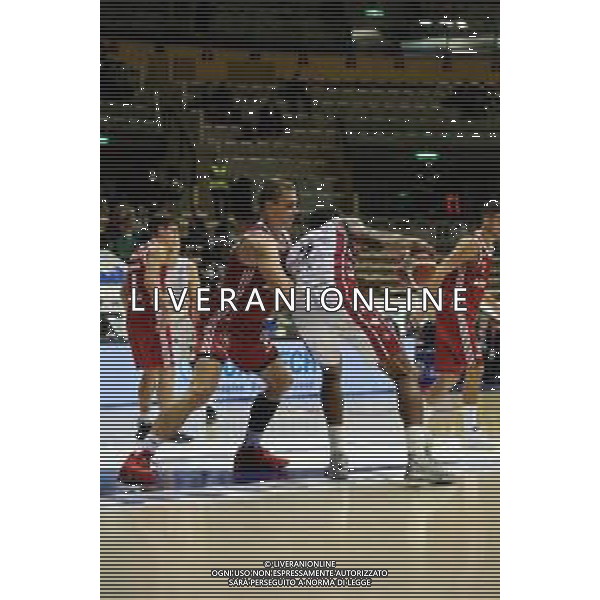 Basket Allianz Pallacanestro Trieste vs A|X Armani Exchange Milano - Campionato di Basket Serie A 2020/2021, 11 ottobre 2020 Trieste, Italia Nella foto: Lotta in area tra Zach Leday (A|X Armani Exchange Milano) e Andrejs Grazulis (Allianz Pallacanestro Trieste) @LM/Luca Tedeschi AG ALDO LIVERANI SAS