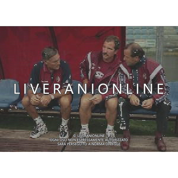 17-08-1997 COMO PRIMO TURNO DI COPPA ITALIA COMO TORINO 4-2 NELLA FOTO GRAEME SOUNESS ALLENATORE TORINO CALCIO CON IL TEAM MANAGER GIUSEPPE ACCARDI E LIDO VIERI AG ALDO LIVERANI SAS