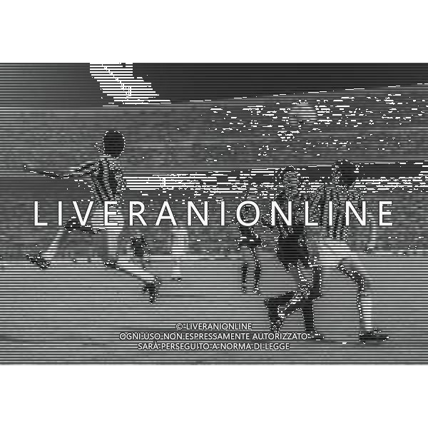 30-06-1983 MILANO MUNDIALITO INTER JUVENTUS 0-1 NELLA FOTO AZIONE DI GIOCO AG ALDO LIVERANI SAS
