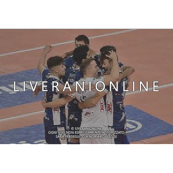 esultanza Ravenna dopo un punto Allianz Milano vs Consar Ravenna Regular Season SuperLega Credem Banca - 5¬∞ giornata Milano 14-10-2020 Allianz Cloud - Palalido foto Roberto Garavaglia - agenzia Aldo Liverani sas/ AGENZIA ALDO LIVERANI SAS
