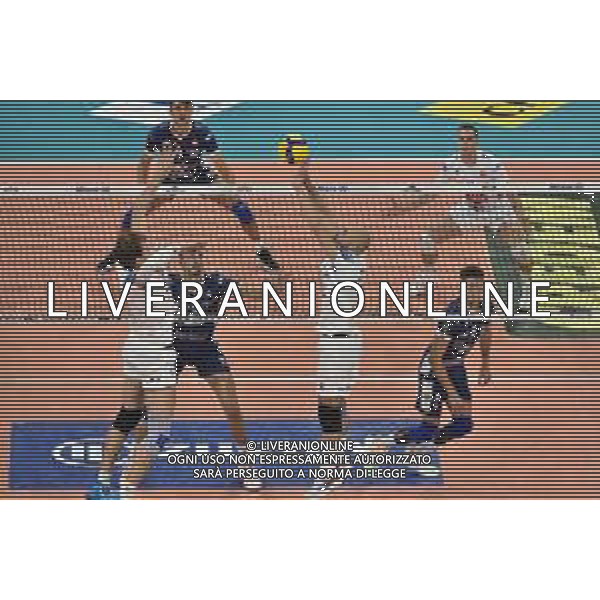 Riccardo Sbertoli (Milano) DX alza per Matteo Piano (Milano) SX Allianz Milano vs Consar Ravenna Regular Season SuperLega Credem Banca - 5° giornata Milano 14-10-2020 Allianz Cloud - Palalido foto Roberto Garavaglia - agenzia Aldo Liverani sas