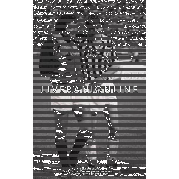 26-06-1983 MILANO MUNDIALITO PER CLUB MILAN JUVENTUS 2-2 NELLA FOTO VINICIO VERZA E MARCO TARDELLI AG ALDO LIVERANI SAS