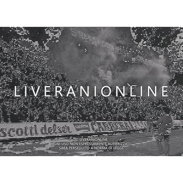 07-12-1983 MILANO COPPA RITORNO UEFA OTTAVI DI FINALE INTER -AUSTRIA VIENNA 1-1 NELLA FOTO TIFOSI INTER AG ALDO LIVERANI SAS