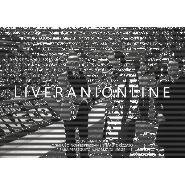 02-03-1983 MILANO ANDATA QUARTI DI FINALE DI COPPA DELLE COPPE INTER REAL MADRID 1-1 NELLA FOTO RINO MARCHESI E ALFREDO DI STEFANO AG ALDO LIVERANI SAS