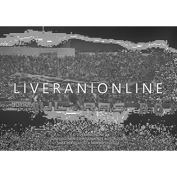 02-03-1983 MILANO ANDATA QUARTI DI FINALE DI COPPA DELLE COPPE INTER REAL MADRID 1-1 NELLA FOTO TIFOSI INTER AG ALDO LIVERANI SAS