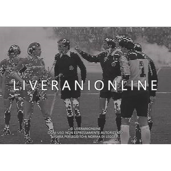 30-01-1983 MONZA CAMPIONATO DI CALCIO SERIE B MONZA PERUGIA 0-1 NELLA FOTO ARBITRO LIBERATO ESPOSITO AG ALDO LIVERANI SAS