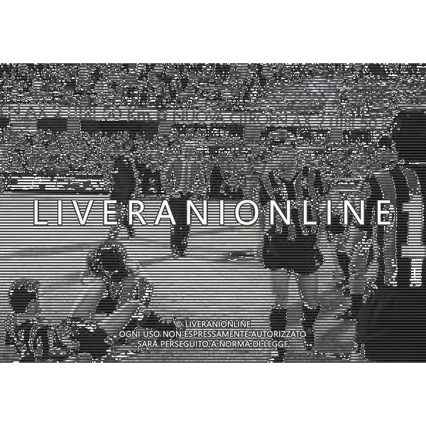 06-05-1987 MILANO COPPA ITALIA INTER CREMONESE 1-1 AI RIGORI 3-5 NELLA FOTO GIOVANNI TRAPATTONI AG ALDO LIVERANI SAS