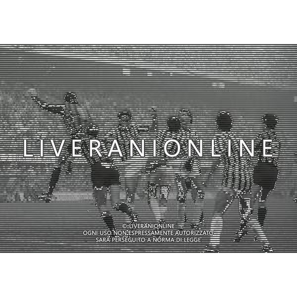08-11-1987 MILANO CAMPIONATO DI CALCIO SERIE A INTER ASCOLI 2-2 NELLA FOTO AZIONE DI GIOCO AG ALDO LIVERANI SAS
