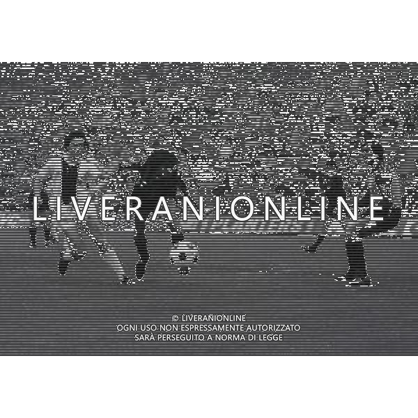 08-05-1983 MILANO CAMPIONATO DI CALCIO SERIE A INTER-UDINESE 1-1 NELLA FOTO AZIONE DI GIOCO AG ALDO LIVERANI SAS