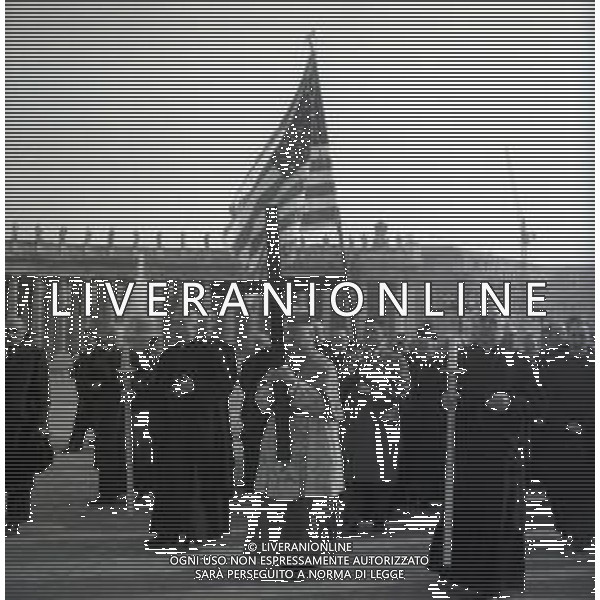 RETROSPETTIVA CARDINALE FRANCIS JOSEPH SPELLMAN ARCIVESCOVO CATTOLICO STATUNITENSE NELLA FOTO IL CARDINALE FRANCIS SPELLAMN IN PIAZZA SAN PIETRO A ROMA NELL\'ANNO 1955 AG ALDO LIVERANI SAS