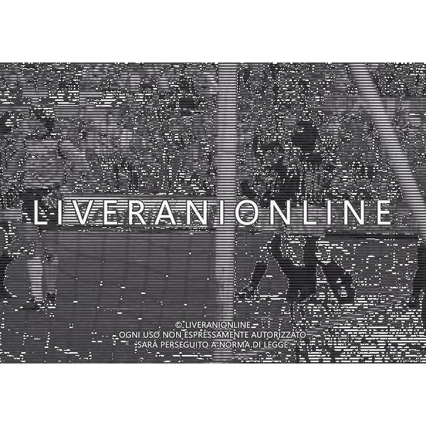 25-03-1984 MILANO CAMPIONATO DI CALCIO SERIE A MILAN-UDINESE 2-0 NELLA FOTO ABBRACCI GIOCATORI MILAN DOPO IL GOAL AG ALDO LIVERANI SAS