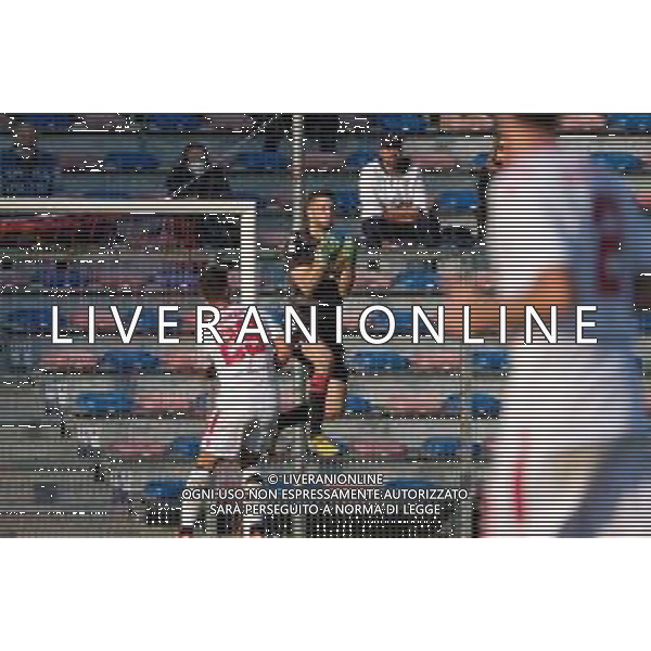Virtus Verona vs VL Pesaro - Campionato di Calcio Serie C - Lega Pro 2020/2021, 17 ottobre 2020 Verona, Italia Nella foto: Intervento di Paolo Bastianello - VIS Pesaro @LM/Roberto Tommasini/ AGENZIA ALDO LIVERANI SAS